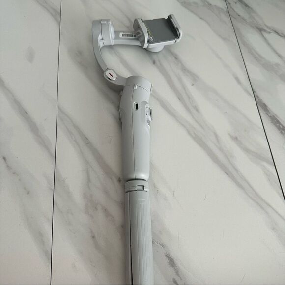 Gray Smartphone Gimbal Stabilizer - Picture 6 of 6